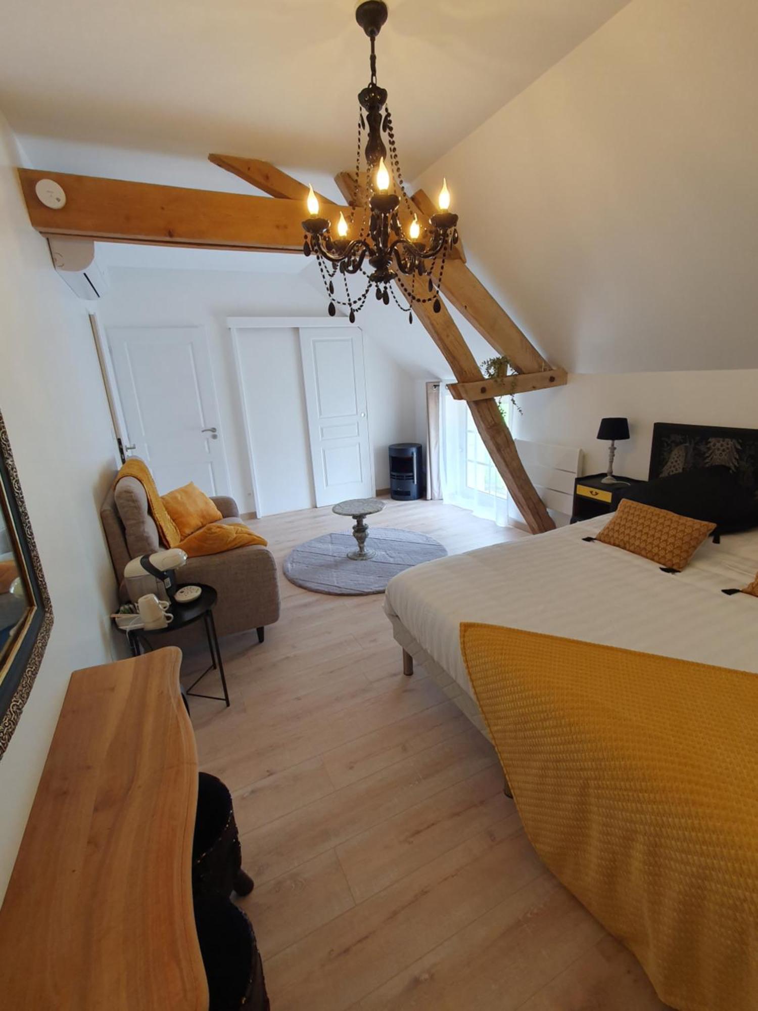Au Domaine Du Bois Joubert Bed & Breakfast Luzillé Dış mekan fotoğraf