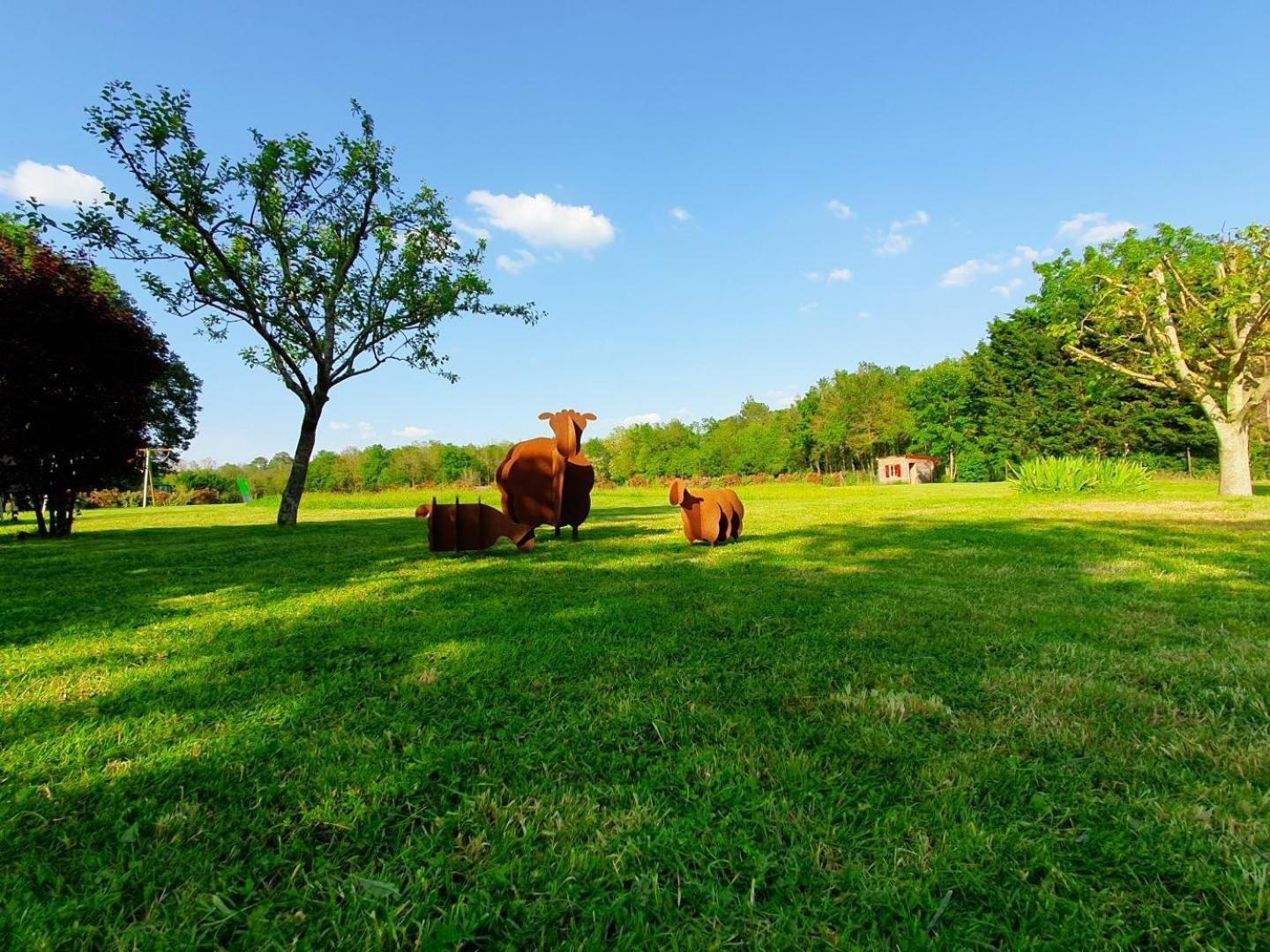 Au Domaine Du Bois Joubert Bed & Breakfast Luzillé Dış mekan fotoğraf